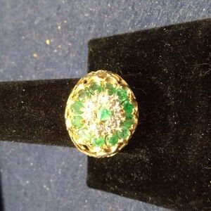 Men's 10K  Gold Kentucky Cluster Emeralds And Diamonds Ring Size 12.5